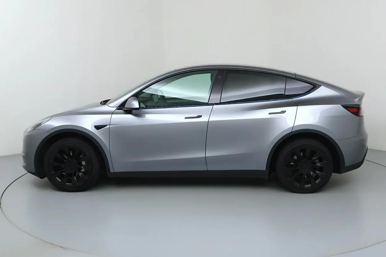 Tesla Model Y Lille vue 2 Tesla Model Y en leasing sans apport à Lille — vue 2